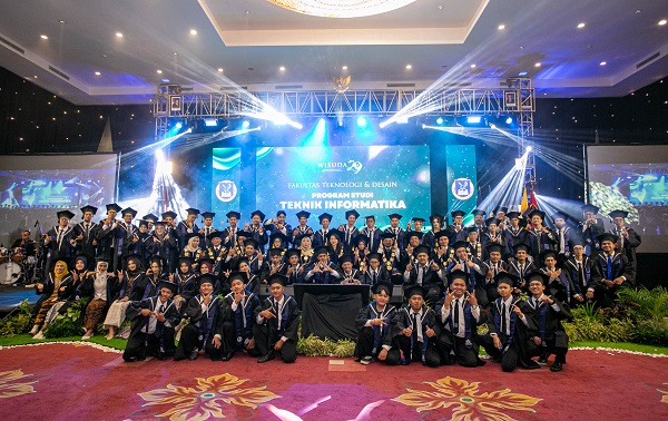 Wisudawan Wisudawati Prodi Teknik Informatika 2025